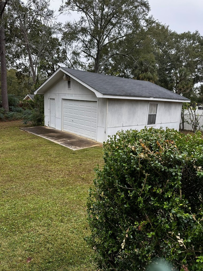 1318 Stanford