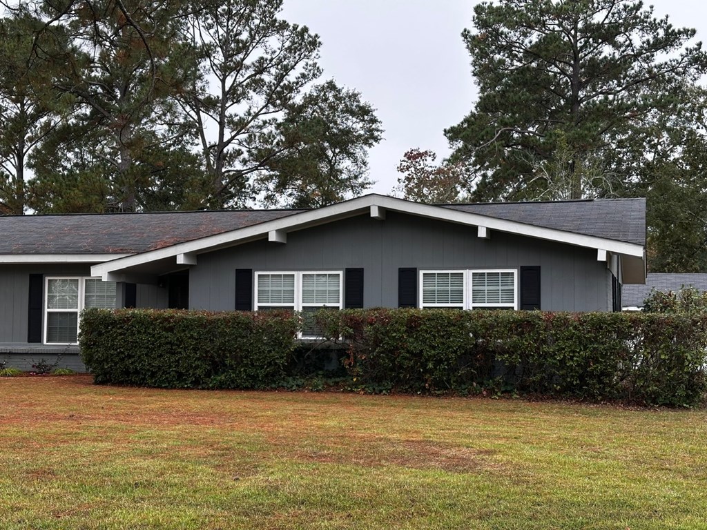 1318 Stanford