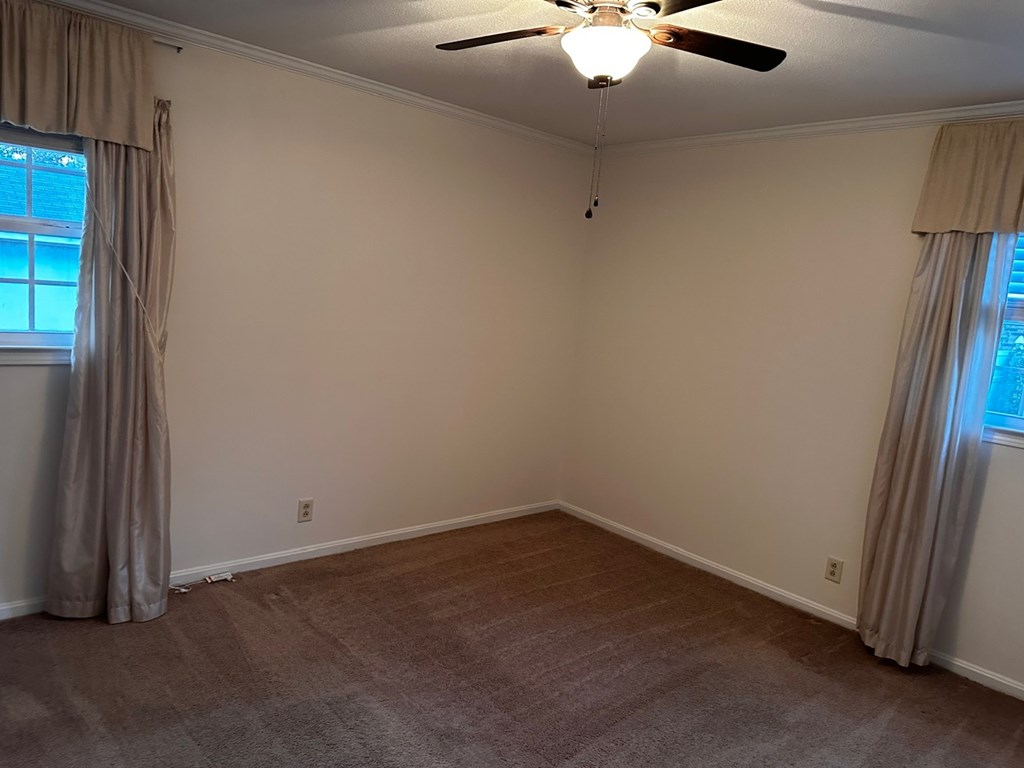 1318 Stanford