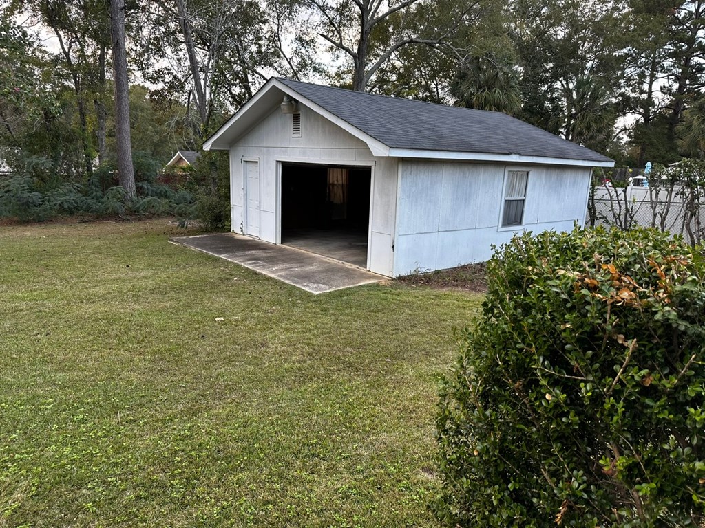1318 Stanford