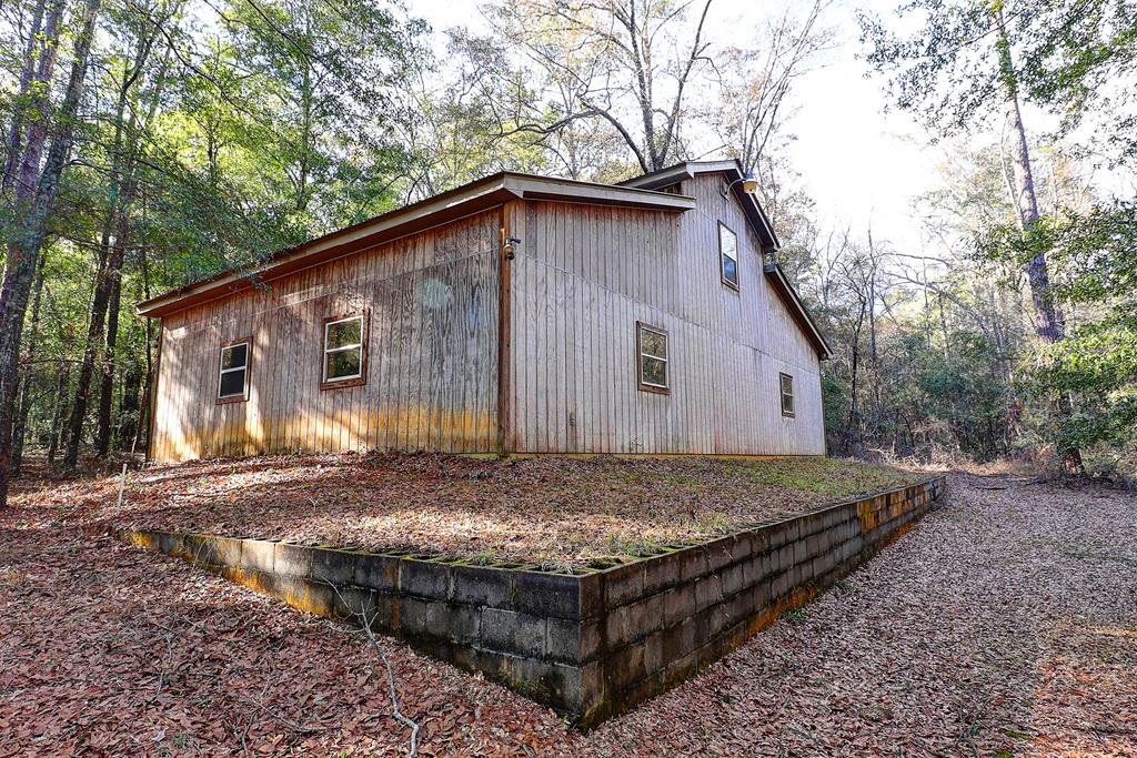 319 County Rd 79