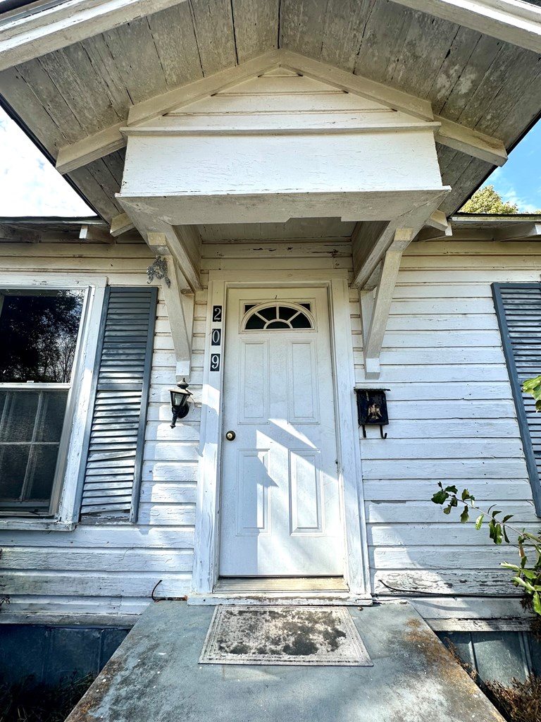 209 N Johnson St.