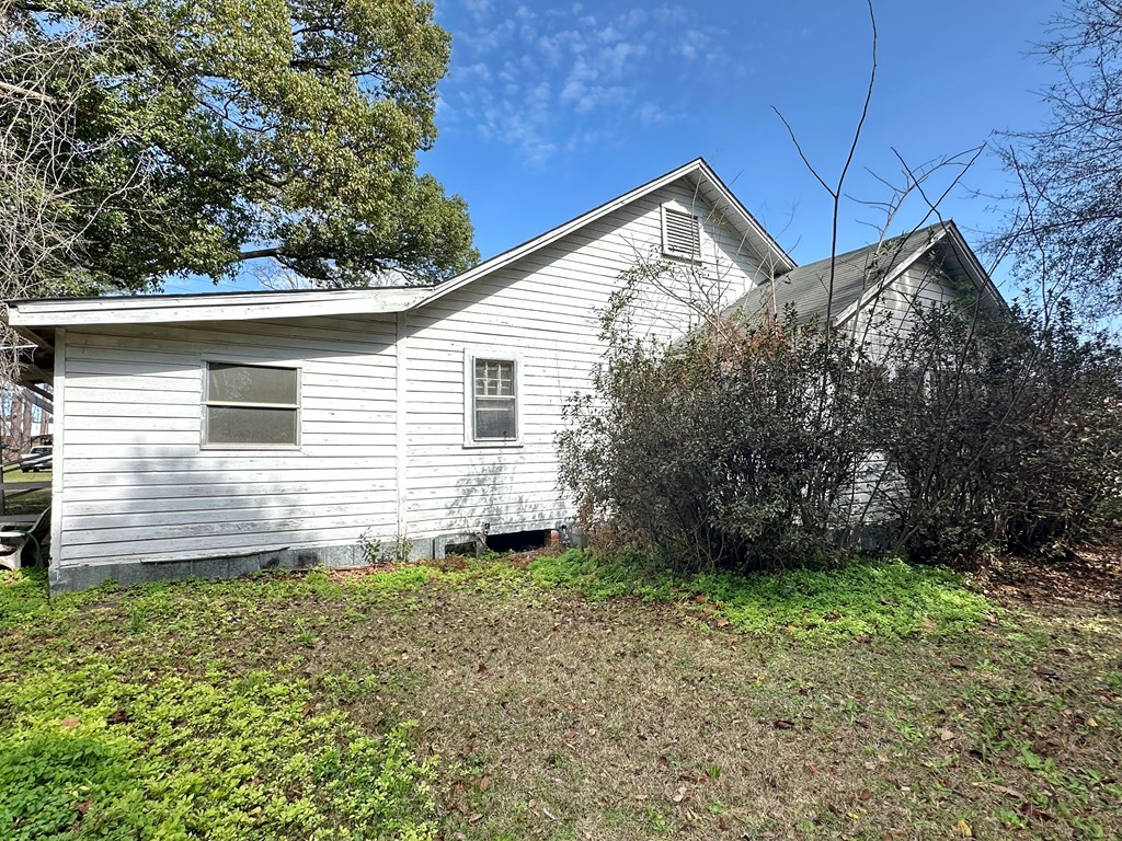 209 N Johnson St.
