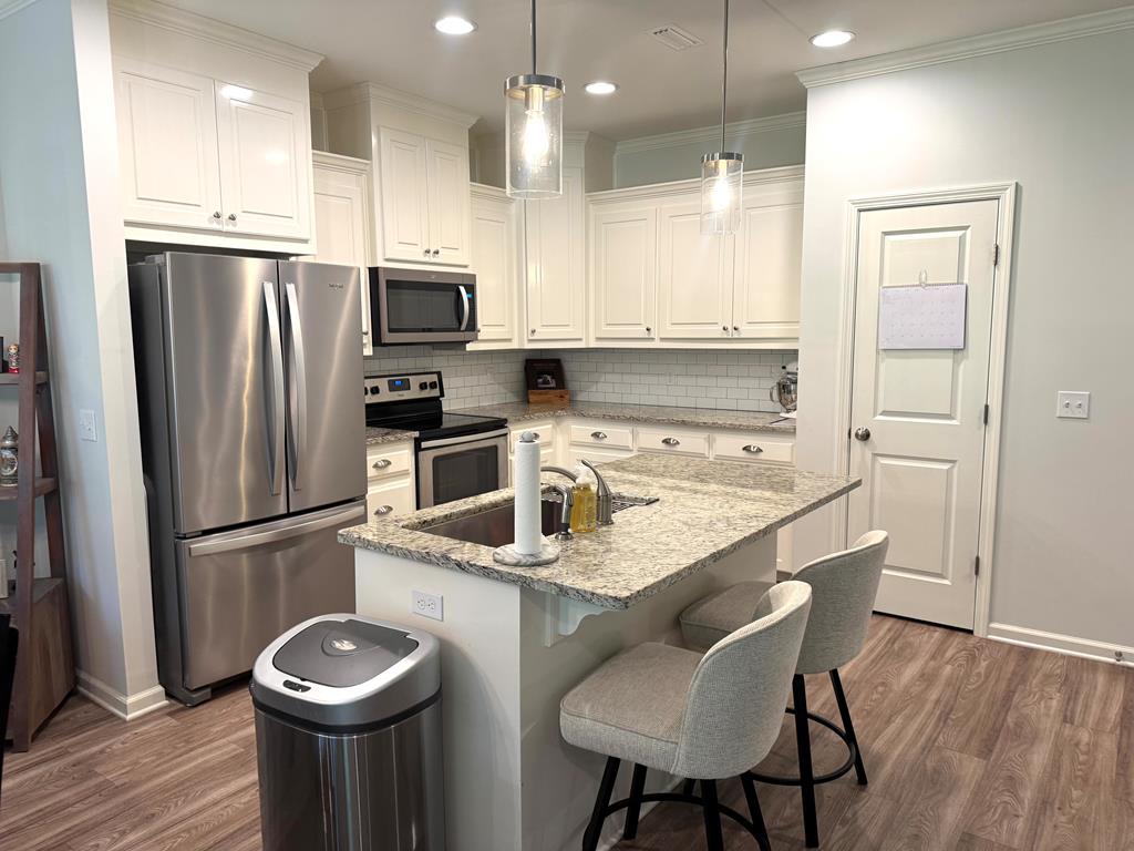 303 Courtland