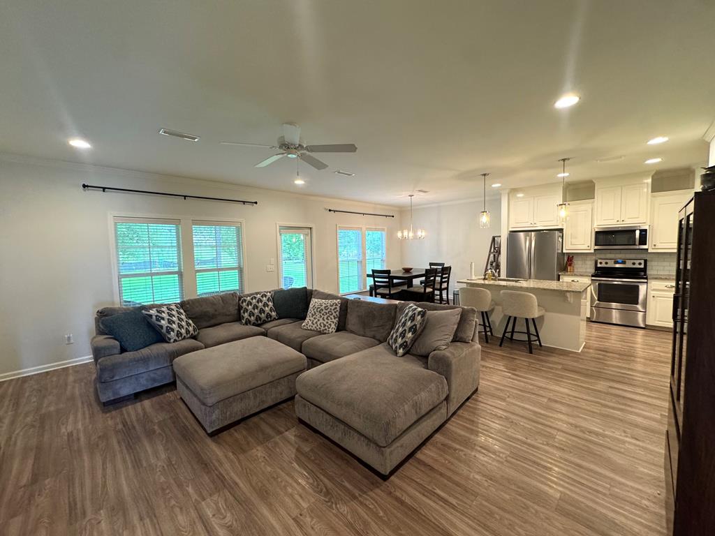 303 Courtland