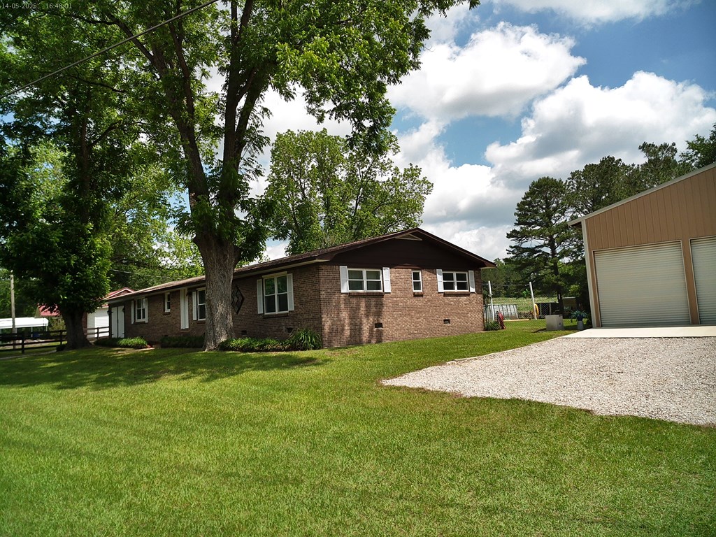 4301 County Road 156