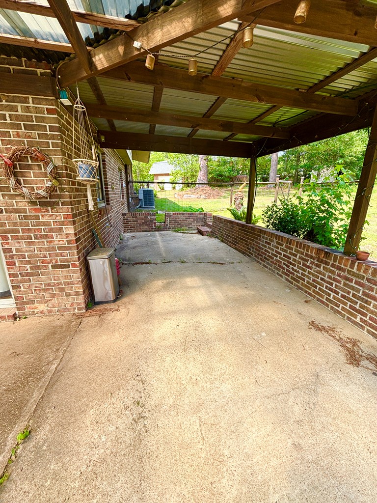 2203 Stonebridge Rd.