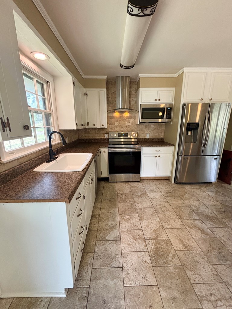 2203 Stonebridge Rd.