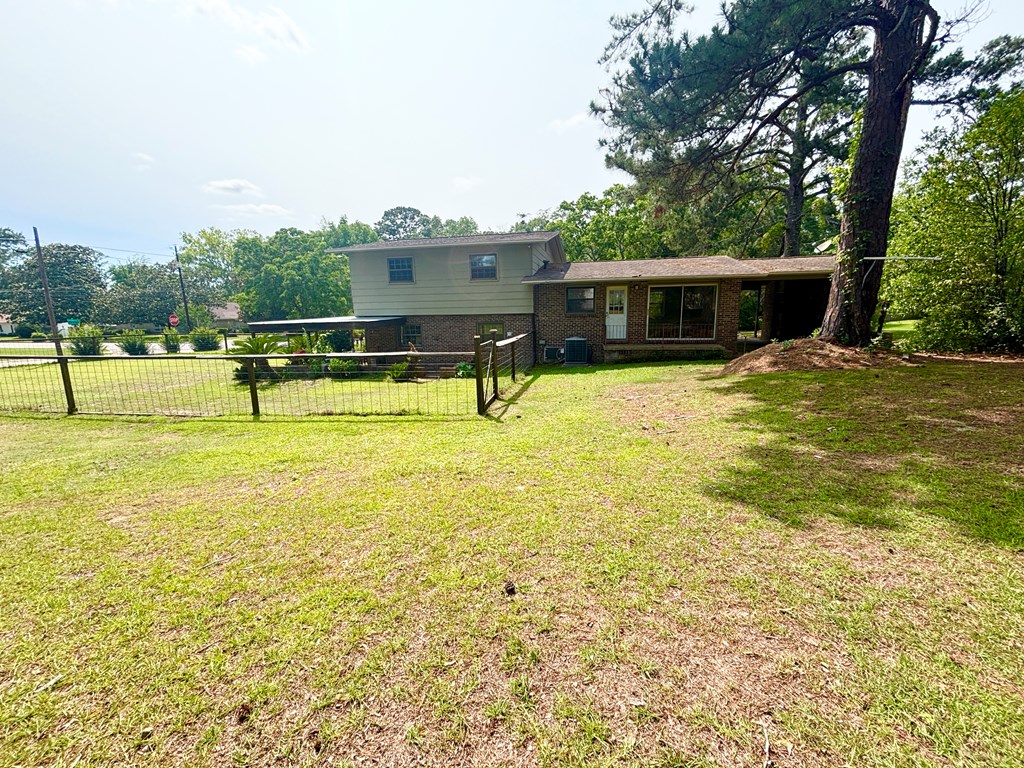 2203 Stonebridge Rd.