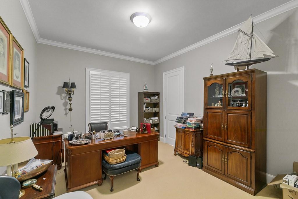 6 Williamsburg Place