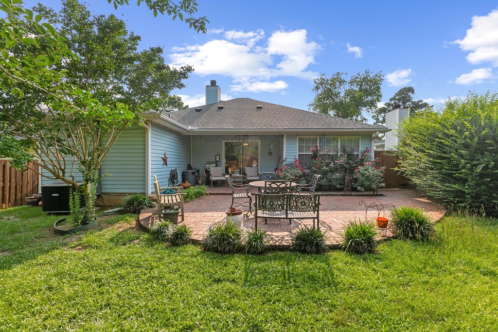 303 Denise St