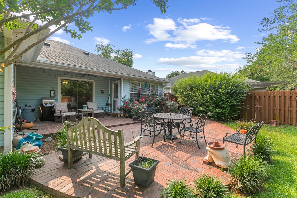 303 Denise St