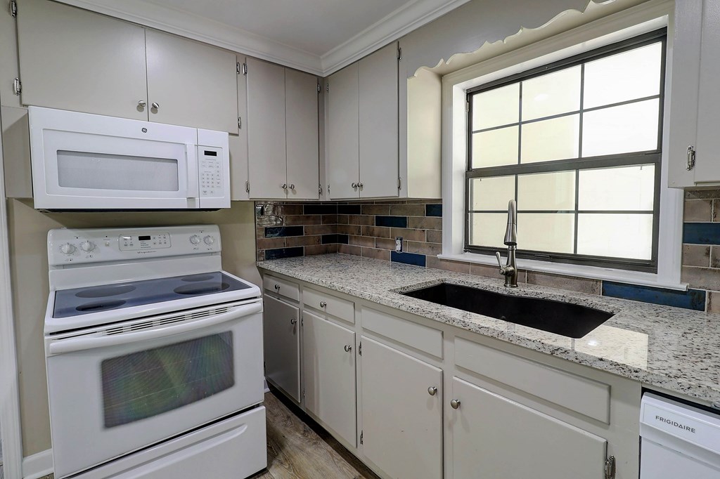 382 Timbers Dr.