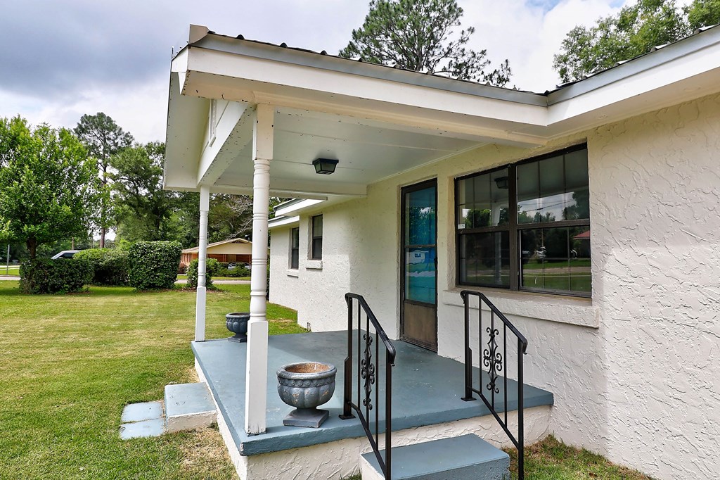 382 Timbers Dr.