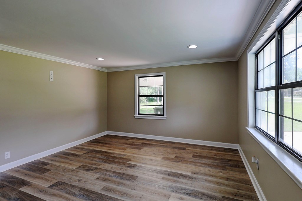 382 Timbers Dr.