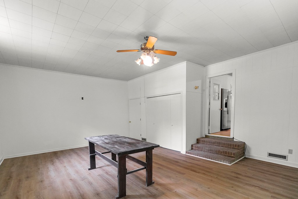 1700 Randall