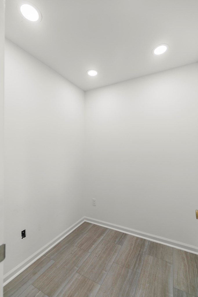 1700 Randall