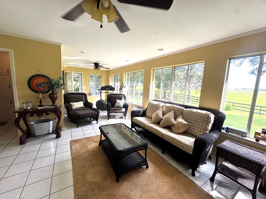 6088 Country Rd 73
