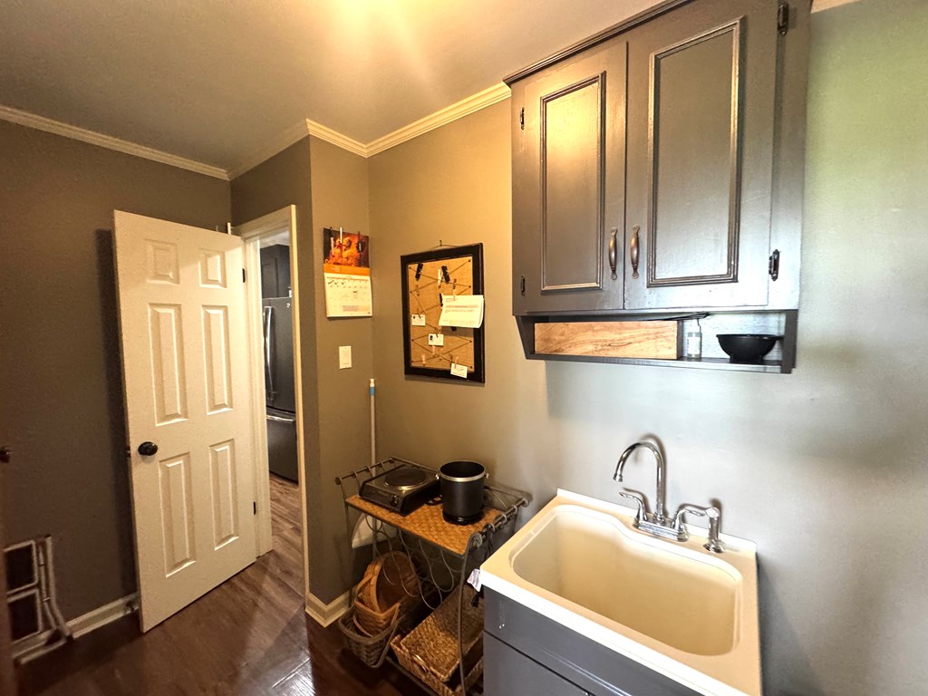 6088 Country Rd 73