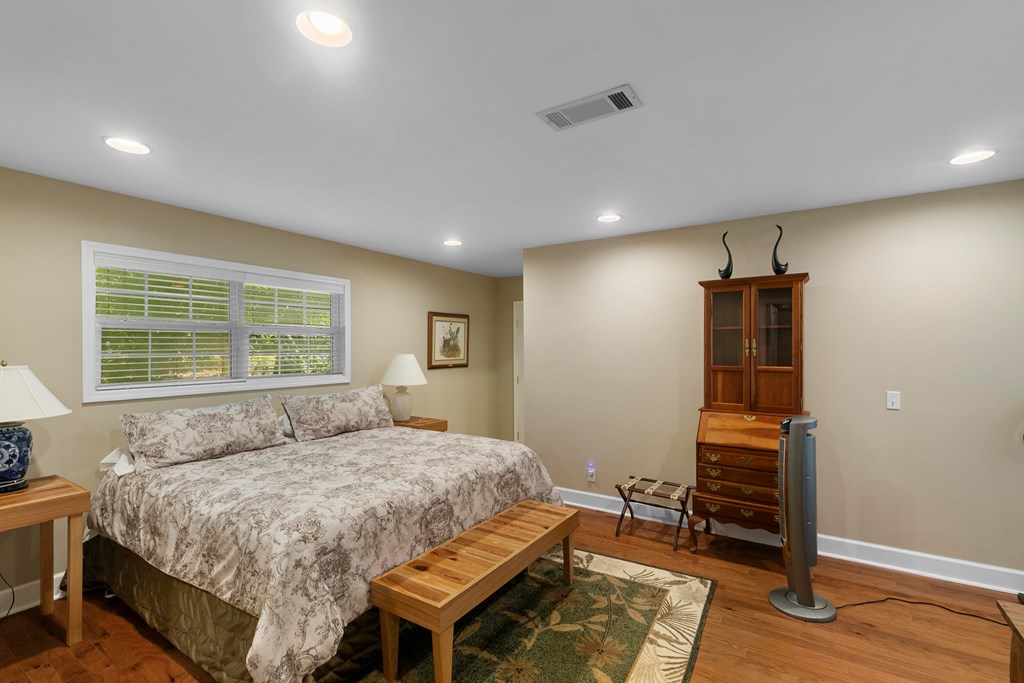 668 Lake Front Drive