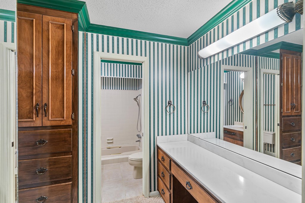 3408 Huntington