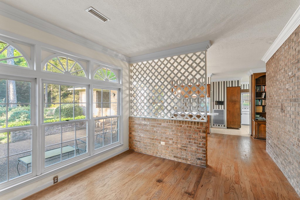 3408 Huntington