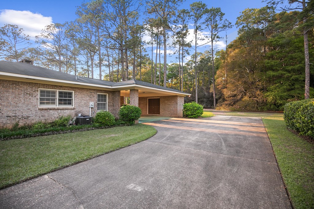 3408 Huntington