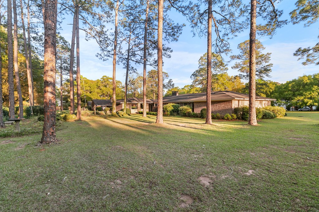 3408 Huntington