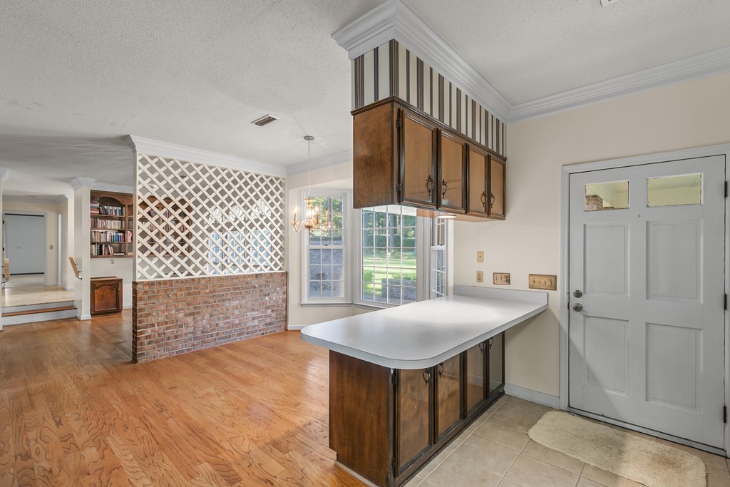 3408 Huntington
