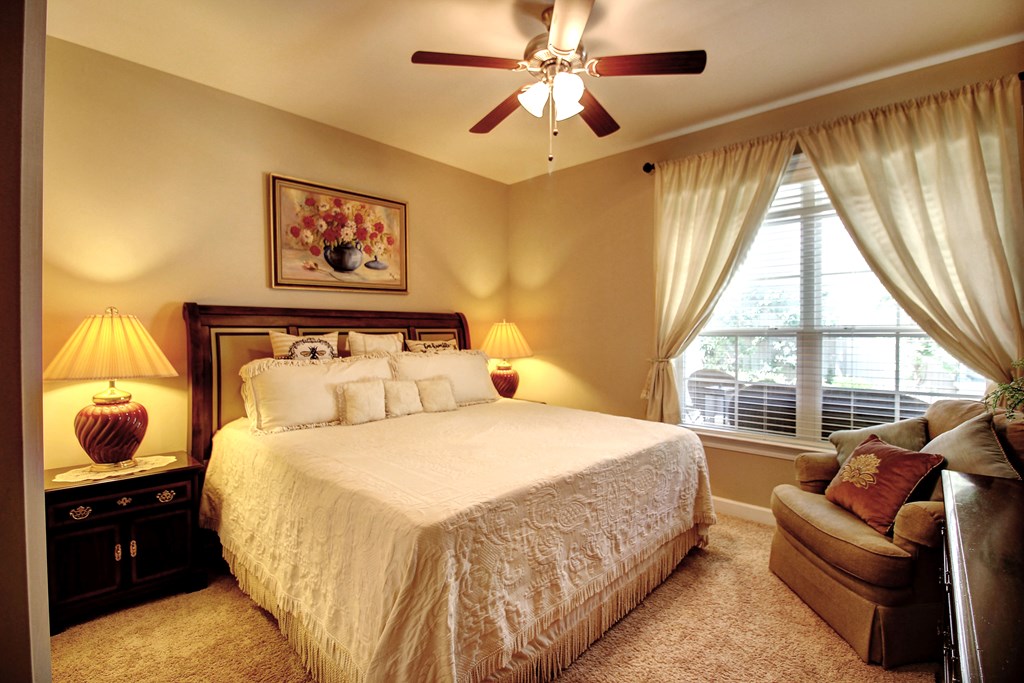 128 Hidden Creek Circle