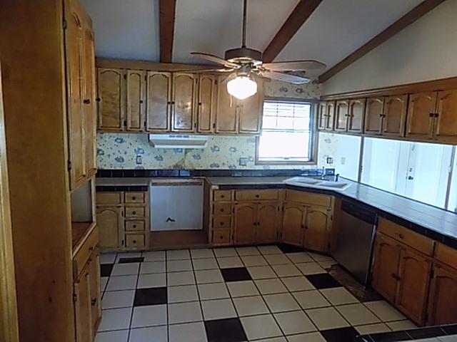 3293 E Hwy 27