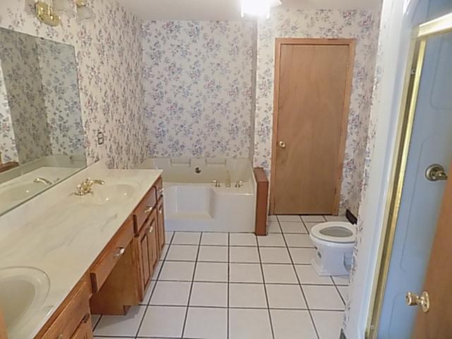 3293 E Hwy 27