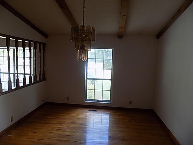 3293 E Hwy 27