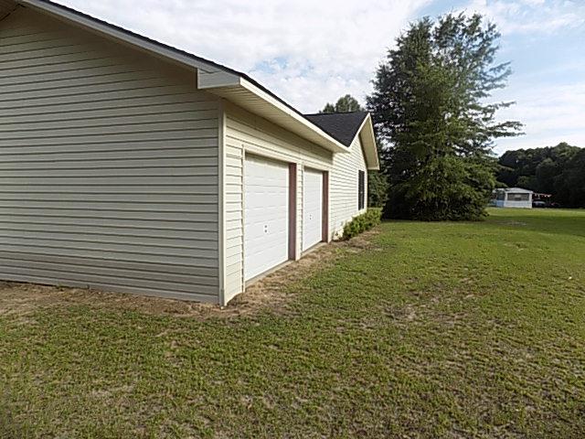 3293 E Hwy 27