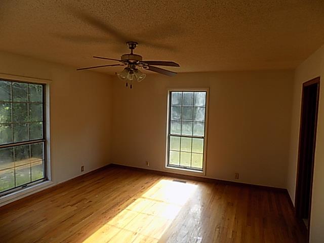 3293 E Hwy 27