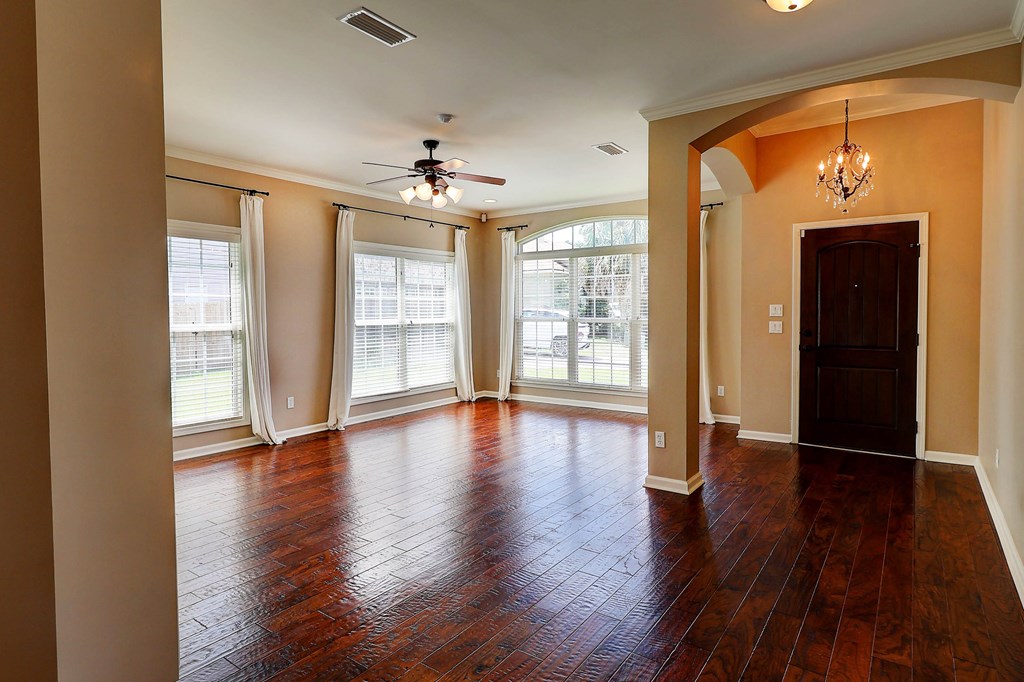 223 Veritas Dr.