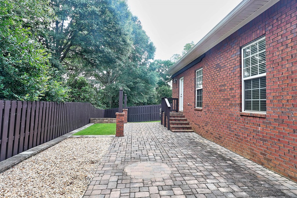 223 Veritas Dr.