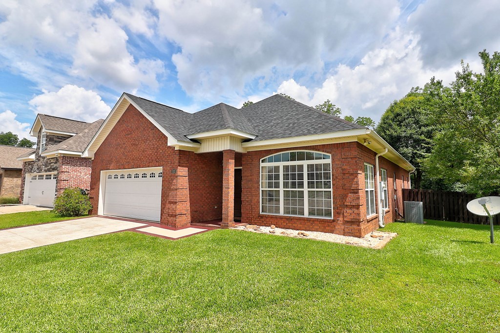 223 Veritas Dr.