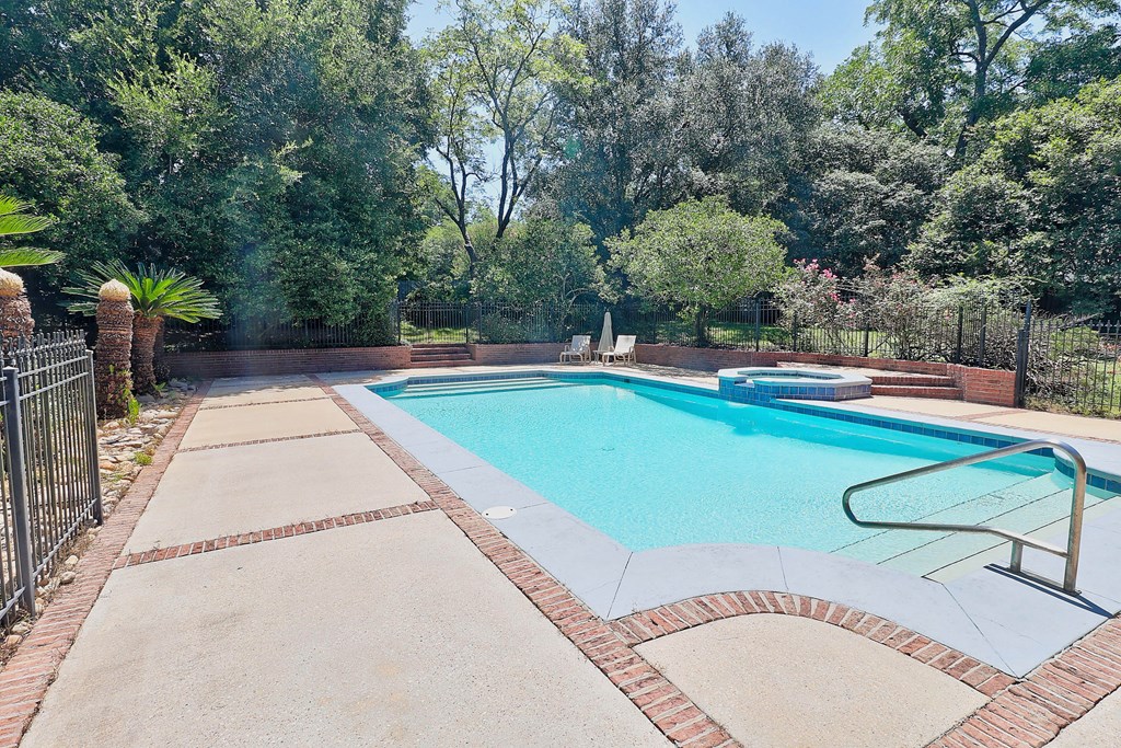 221 Asphodel Drive