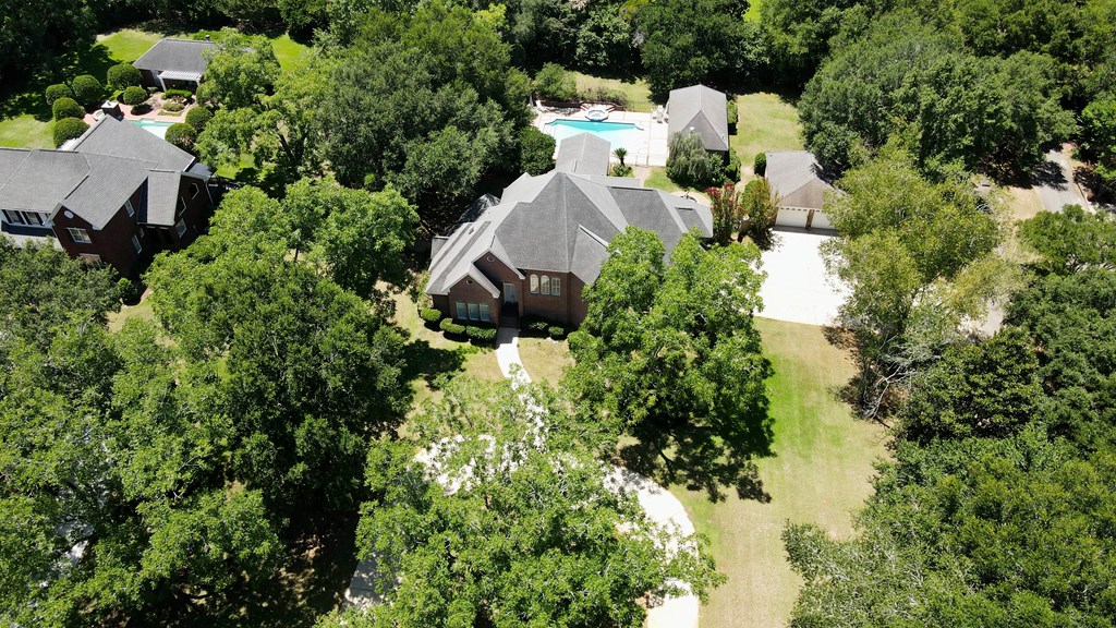 221 Asphodel Drive
