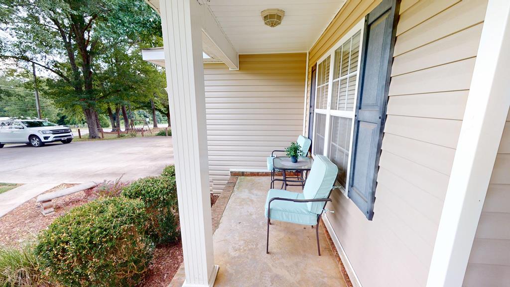 6154 E Highway 134