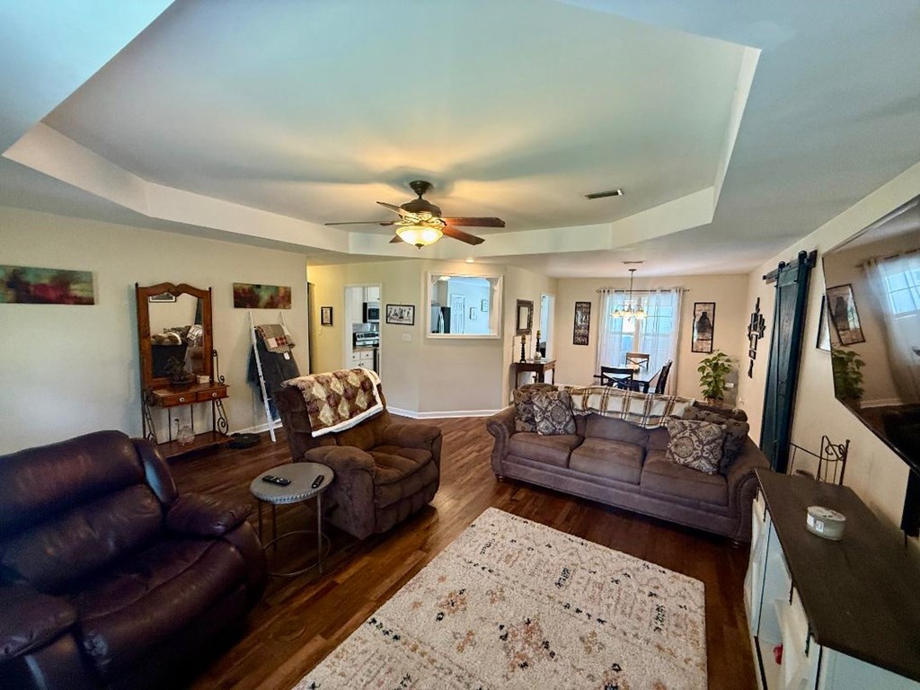 6154 E Highway 134