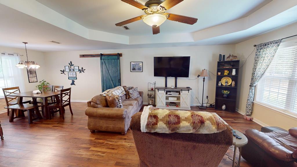 6154 E Highway 134