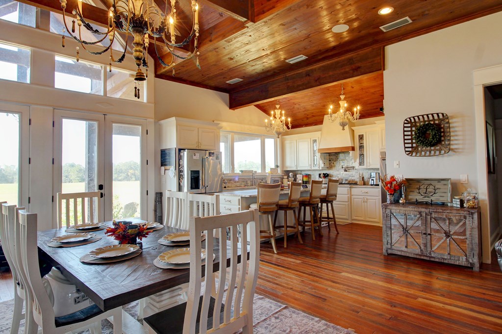 516 County Road 521