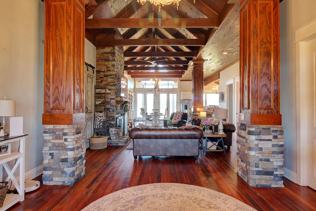 516 County Road 521