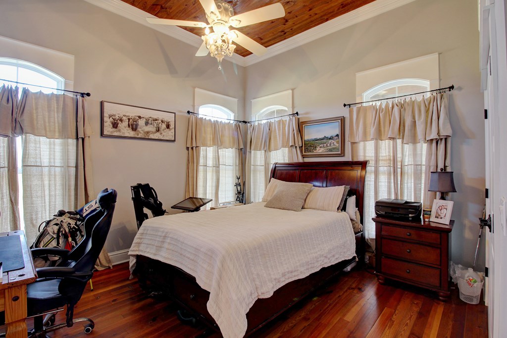 516 County Road 521