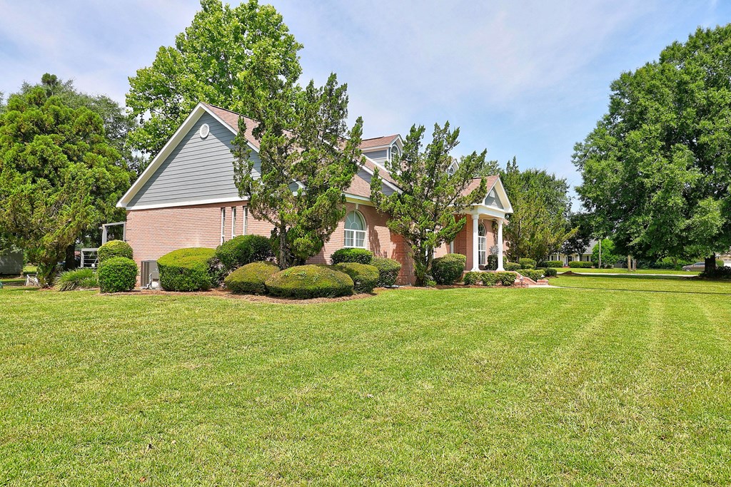 100 Willow Oaks Drive