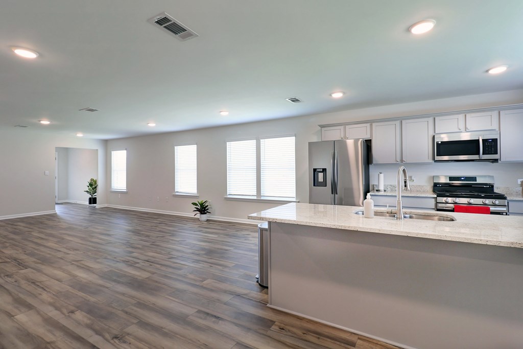 607 Ridgeland