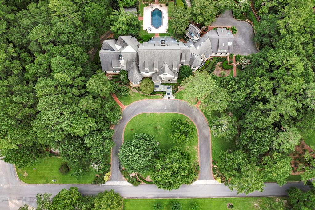 701 Liveoak Trail