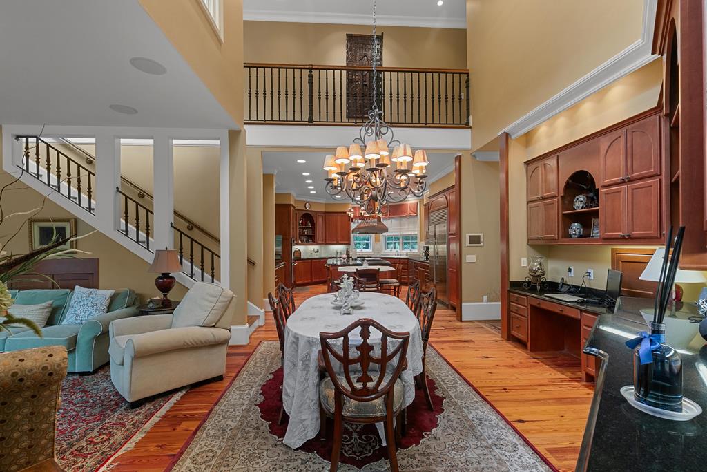 701 Liveoak Trail